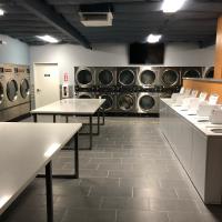 MegaWash Laundromat image 9